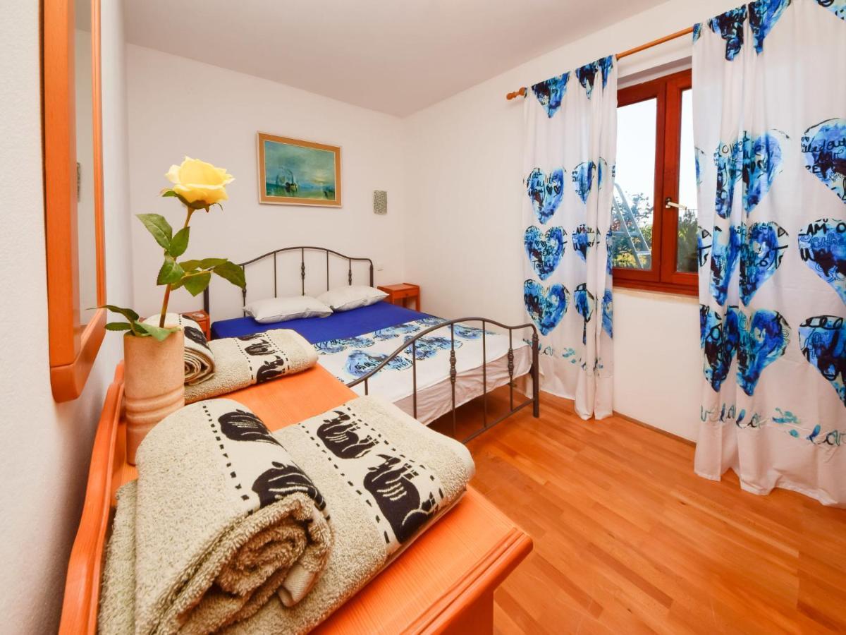 Holiday Home Lolita By Interhome Račišće Eksteriør bilde